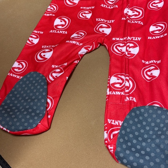NBA Hawks Baby’s Footie Pajama’s - Picture 4 of 7